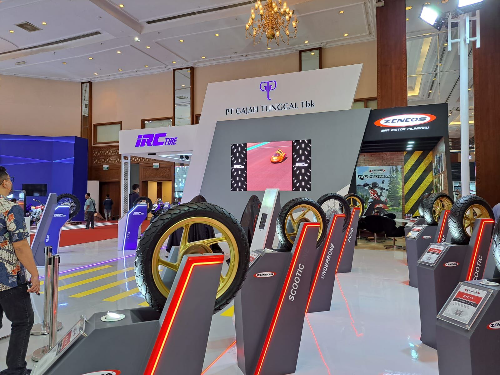 Booth Gajah Tunggal di IMOS 2022