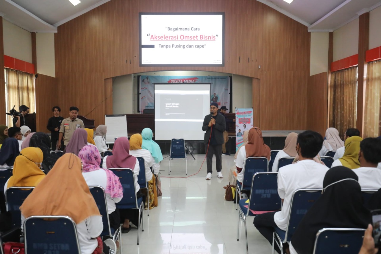  Sahabat Sandiuno Maros menggelar pelatihan untuk UMKM yaitu 'Sosial Media Optimalization' di Kantor Bupati Maros, Sulsel, Jumat (5/11/2022)