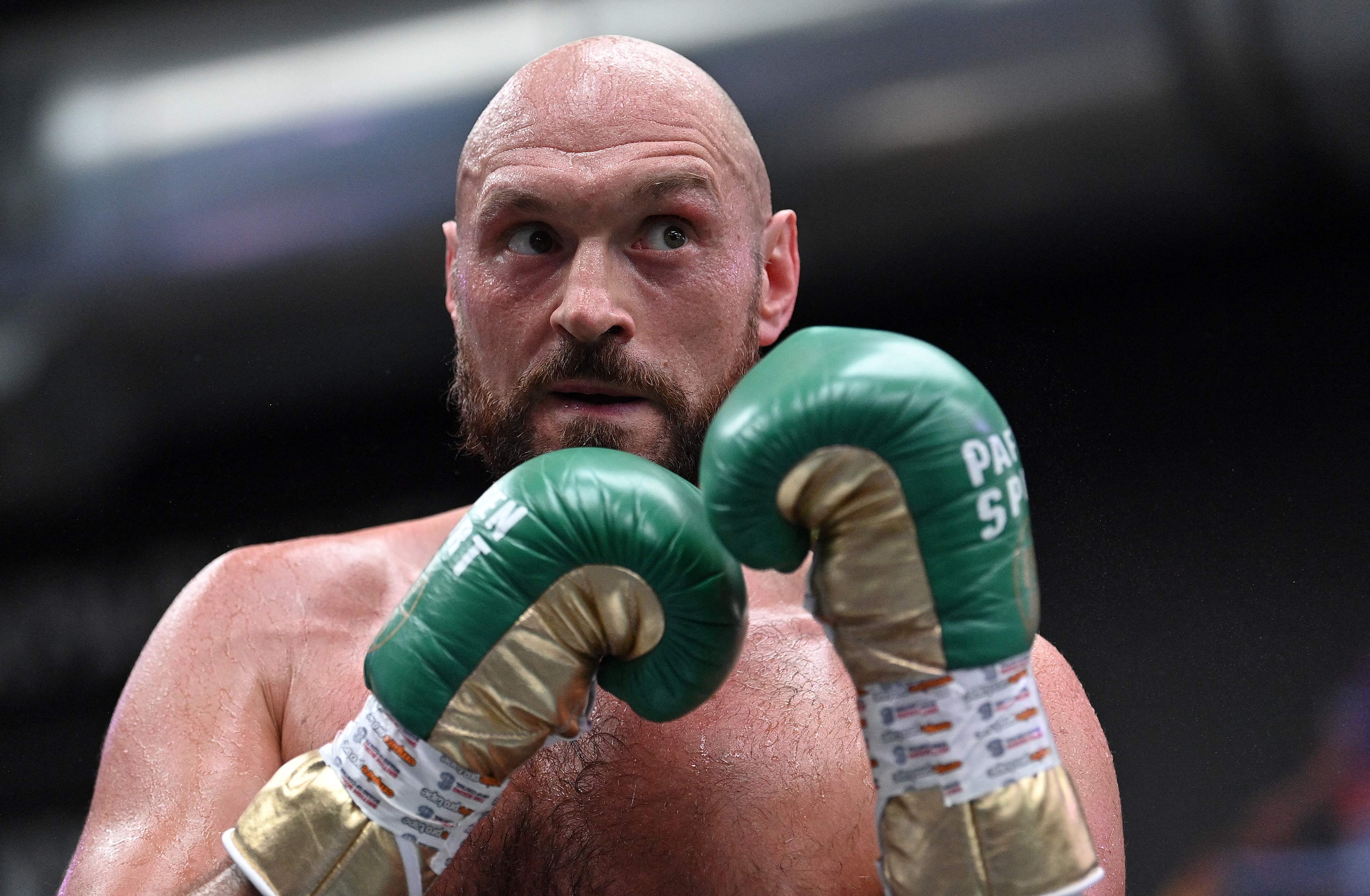 Petinju Inggris tyson Fury