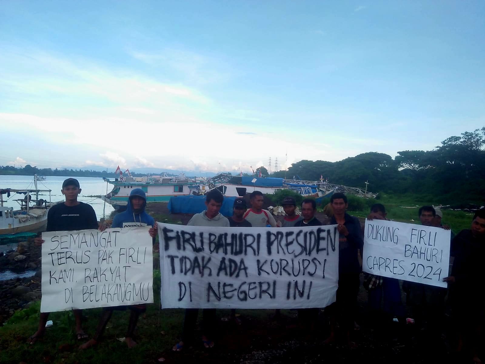 Komunitas Nelayan Milenial Kubu Raya, Kalimantan Barat, mengapresiasi upaya pemberantasan korupsi oleh KPK.