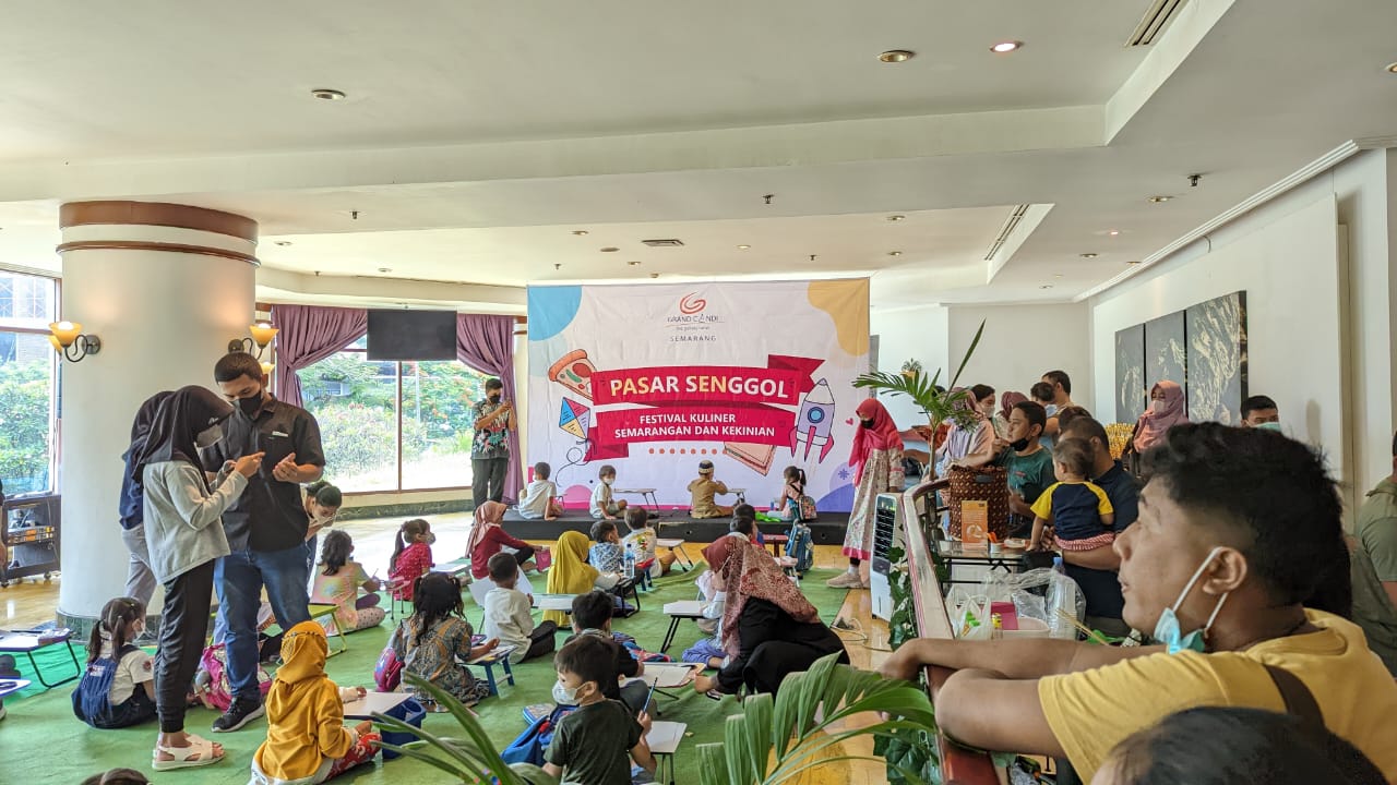 Pasar Senggol Specta 2022 yang digelar di Grand Candi Hotel, Semarang, Jawa Tengah.  