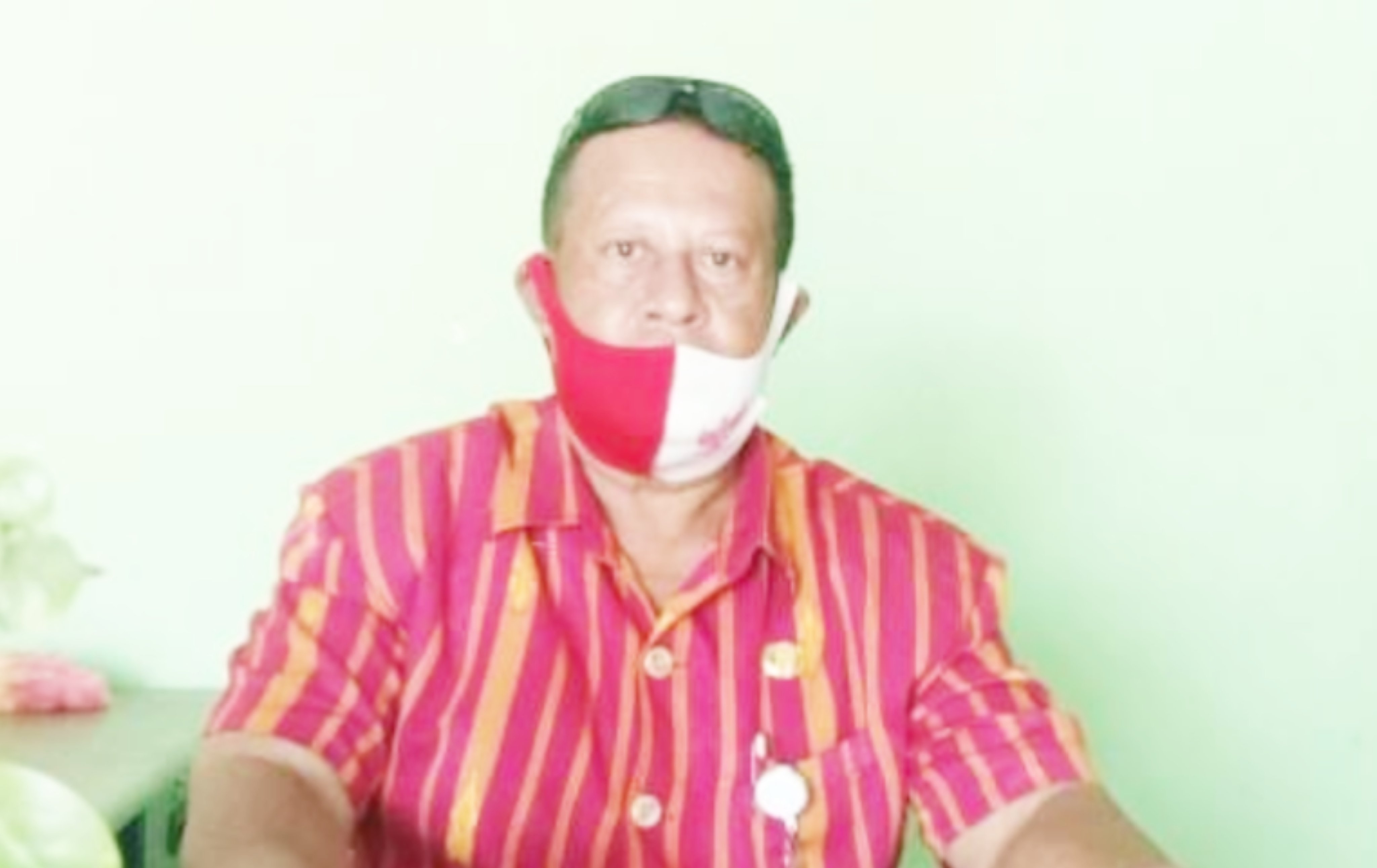 Kepala Dinas Lingkungan Hidup Kabupaten Sikka, Silvester Saka.