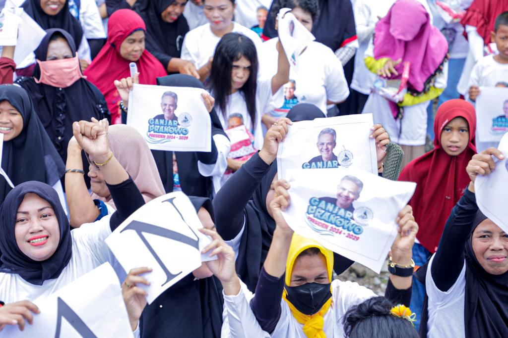 Komunitas Nelayan Pesisir Sulsel kembali menggelar Festival Nelayan untuk yang kesekian kalinya. 