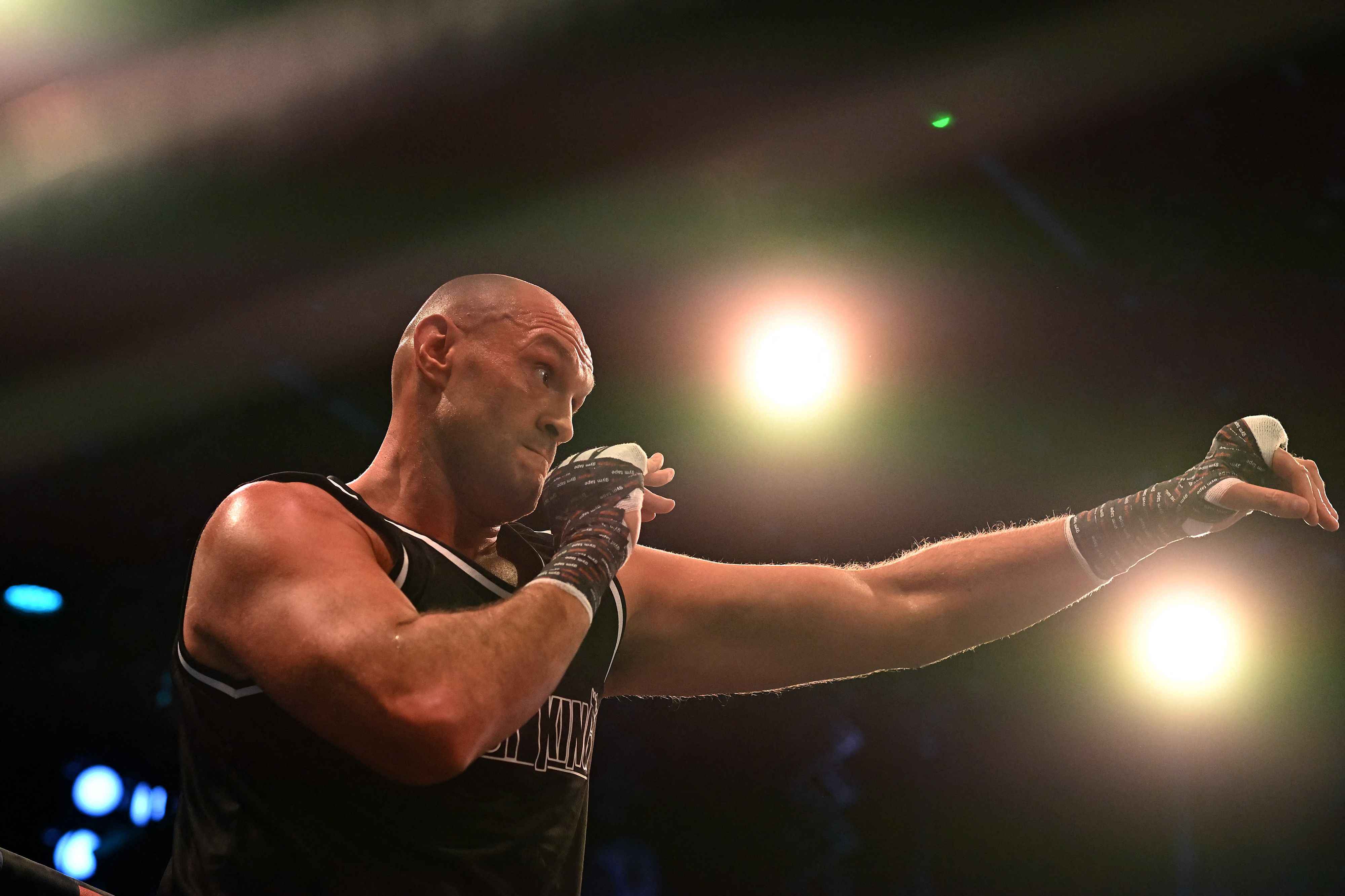 Akan Kembali Saling Berhadapan, Fury Lupakan Pertemanan dengan Chisora