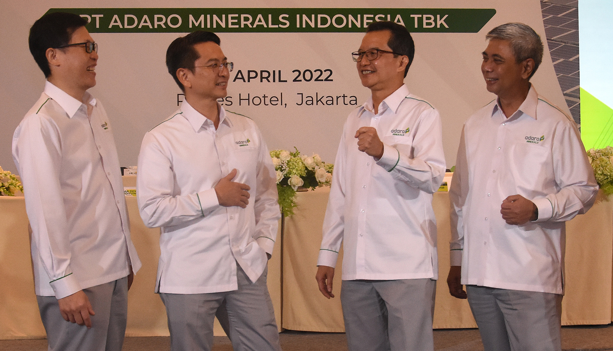 Jajaran manajemen Adaro Minerals Tbk