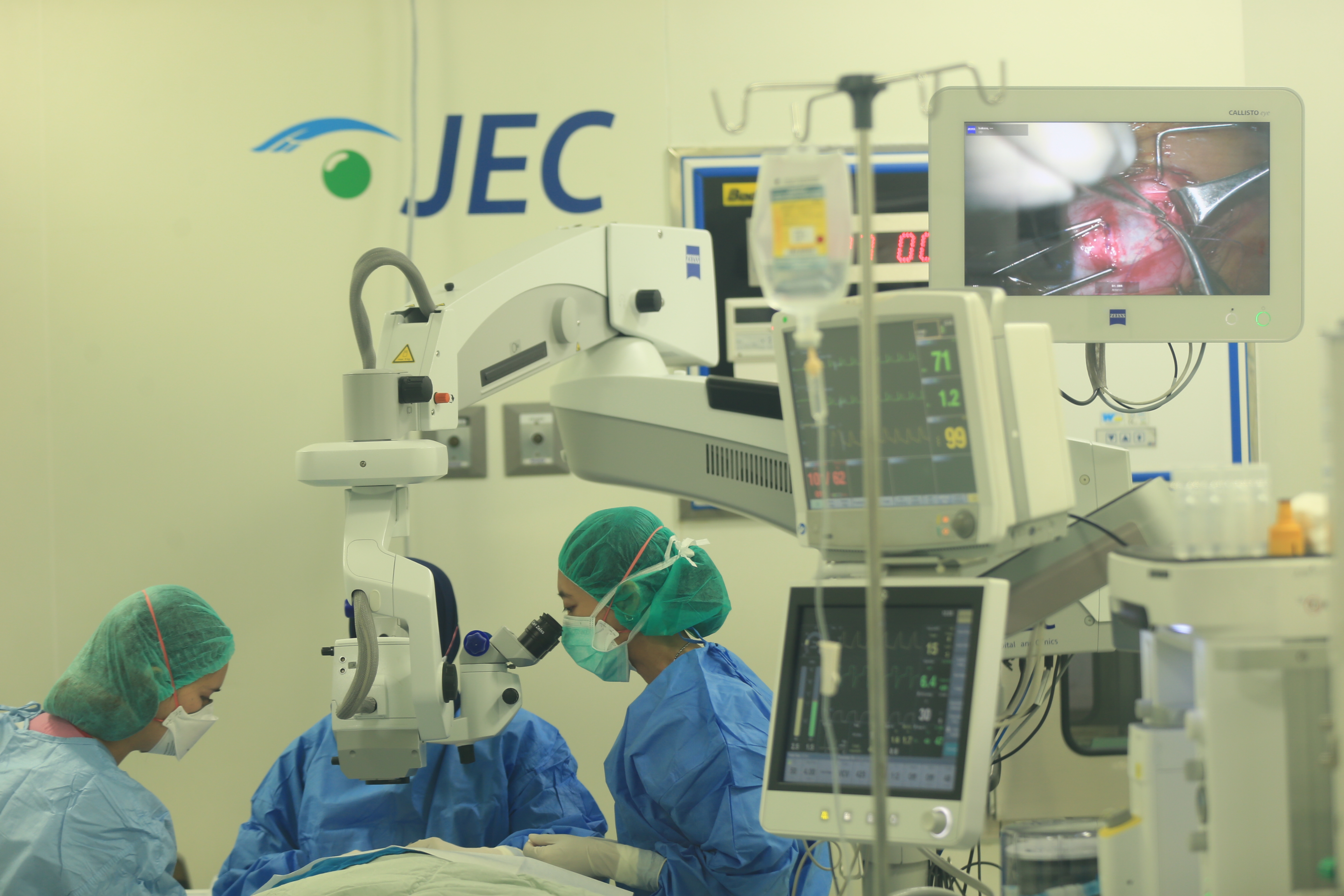 Penanganan mata juling (Strabismus)