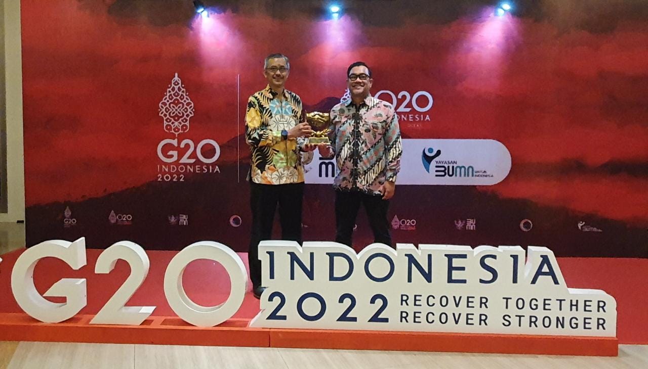 Indonesia Financial Group (IFG) mendapat penghargaan bidang kemanusiaan dalam ajang Malam Anugerah Kemanusiaan. 