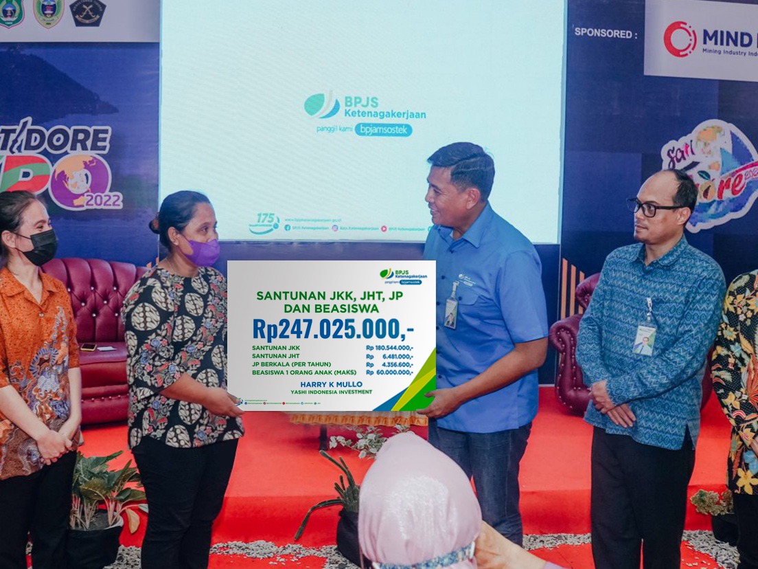 Ilustrasi pemberian santunan bagi keluarga peserta BPJS ketenagakerjaan