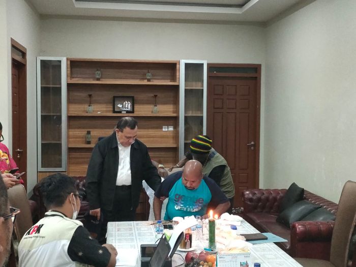 KPK Klaim Pertemuan Firli dengan Lukas Enembe Bagian dari Pelaksanaan Tugas