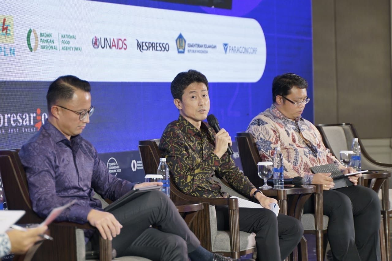 Direktur Asian Developmant Bank Untuk Indoensia Jiro Tominaga berbicara di Tempo Economic Forum