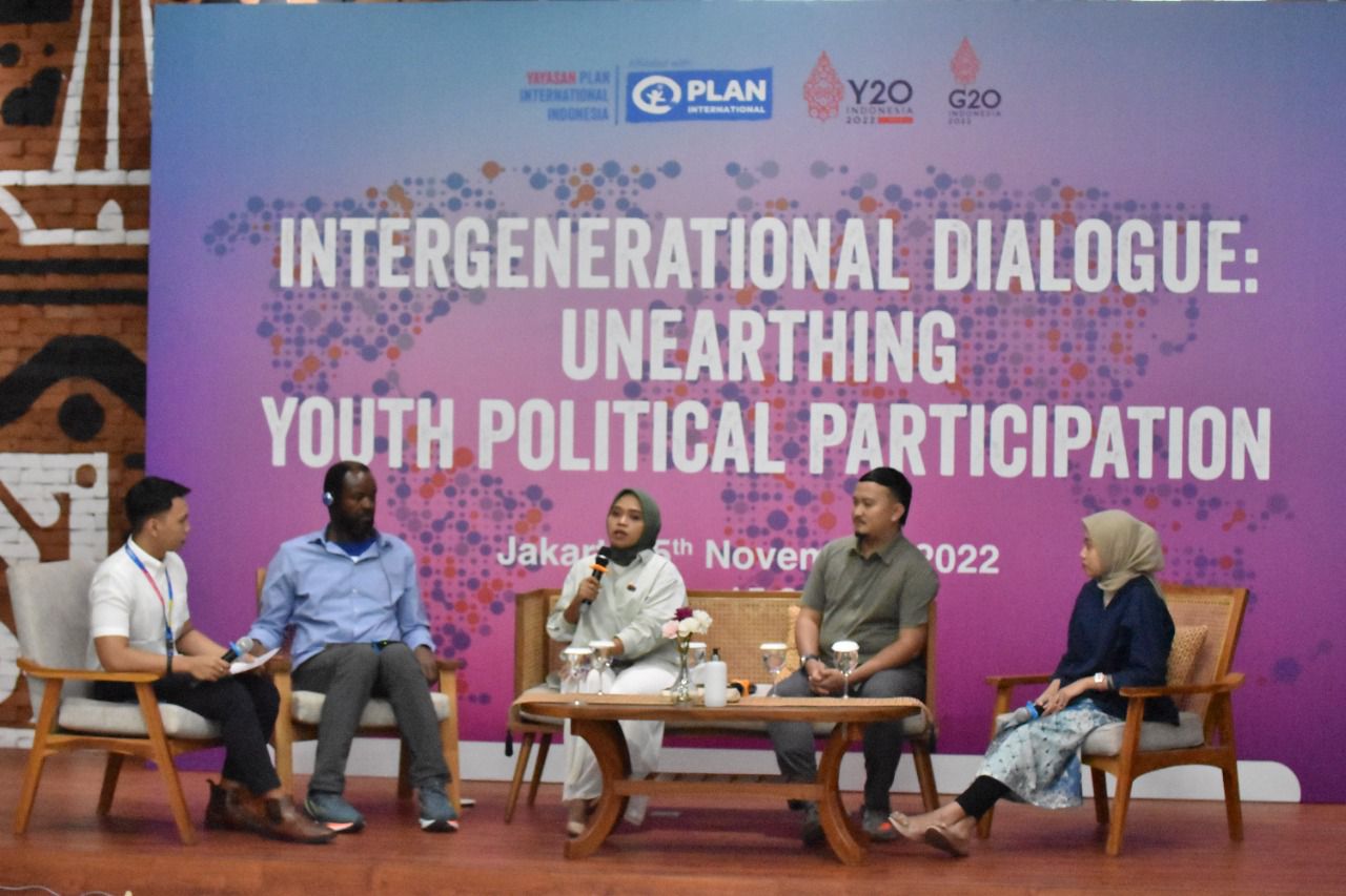 Acara 'Ngobrol Antargenerasi: Mengupas Peran Politik Kaum Muda' yang diselenggarakan Plan Indonesia di Jakarta, Sabtu (5/11).