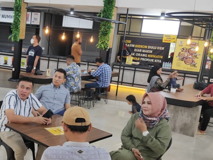 Grand City Food Center.