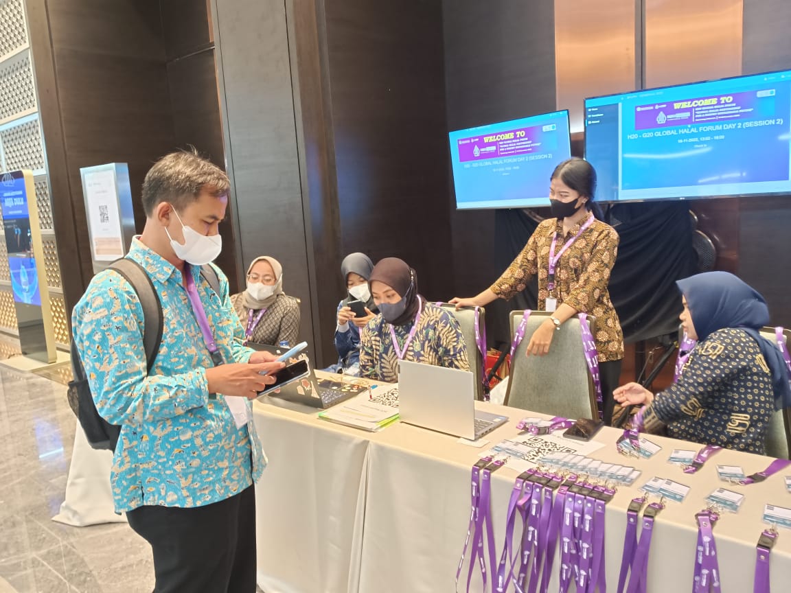 Peserta Kongres Halal Ke-20 (BPJPH) yang berlangsung pada 17-19 November di Hotel Padma, Semarang. 