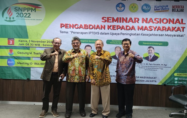 Seminar nasional pengabdian kepada masyarakat yang digelar UNJ