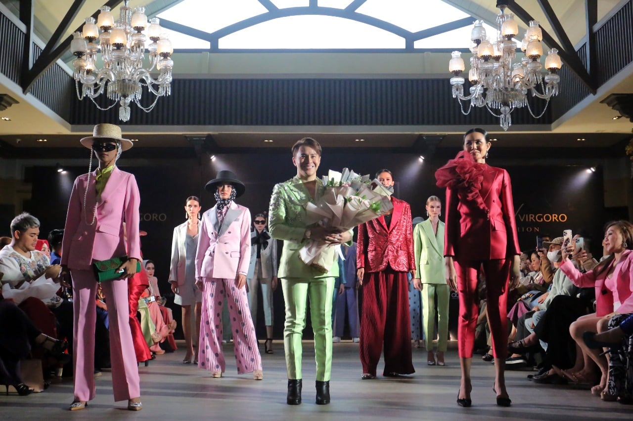 Hans Virgoro Merilis Lini Fesyen untuk Sosialita