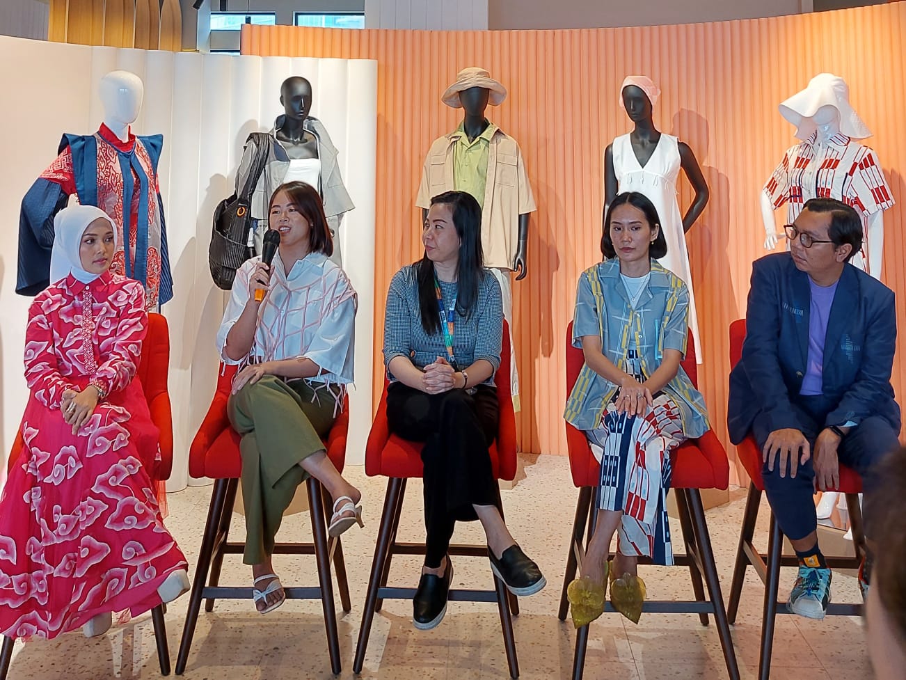 Konferensi pers Jakarta Fashion Hub