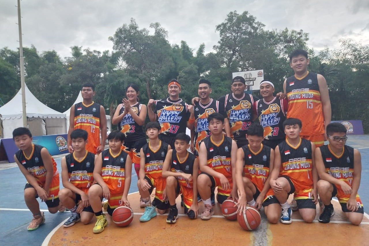 Tim basket artis Indonesia.