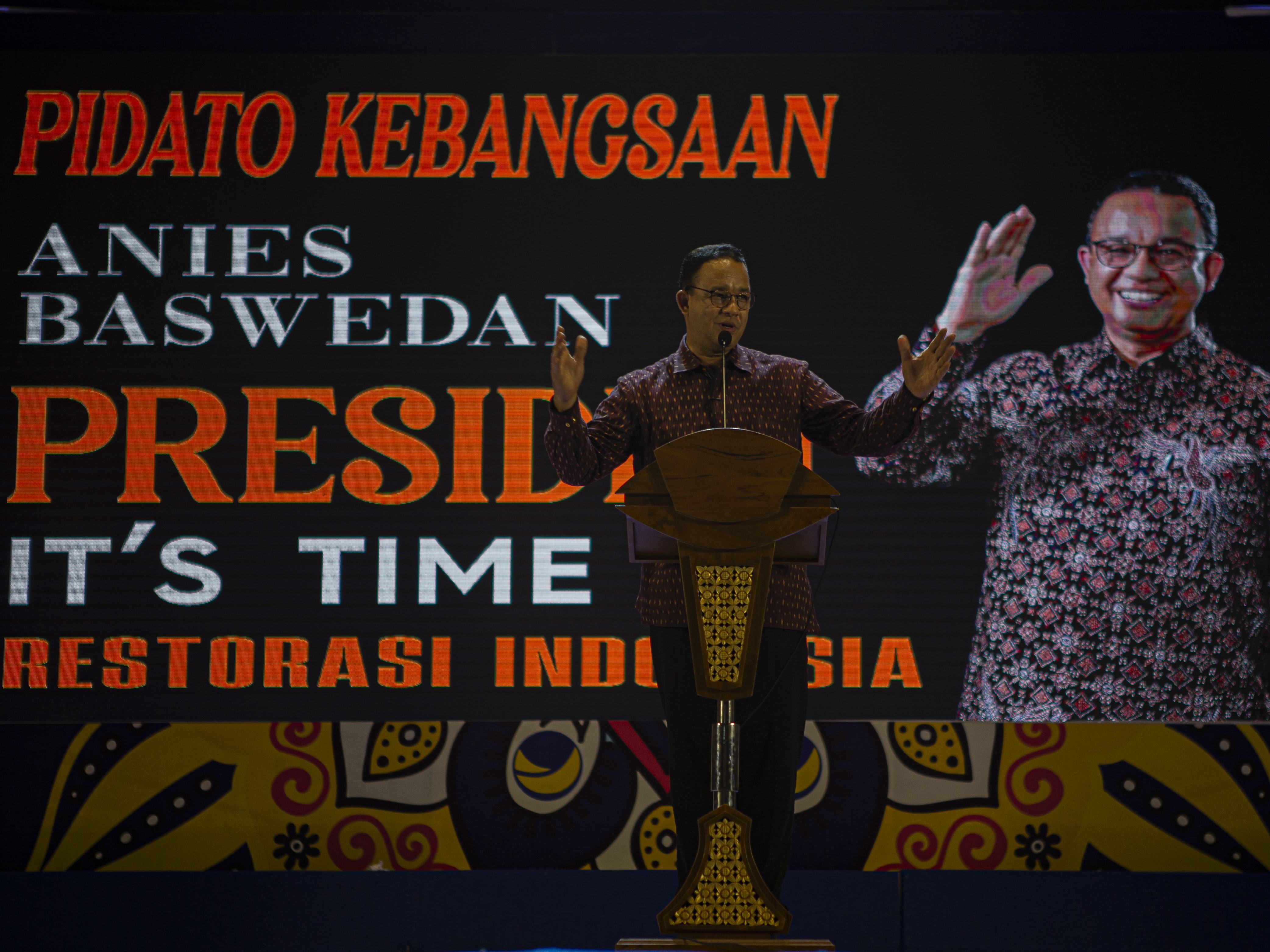 Anies Baswedan dalam pidato kebangsaan sebagai Presiden Restorasi Indonesia dalam acara yang digelar di Gedung Jodjokodi Convention Center.