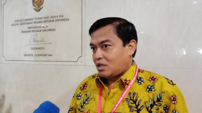  Dr Oce Madril, akademisi Fakultas Hukum Universitas Gadjah Mada (UGM).