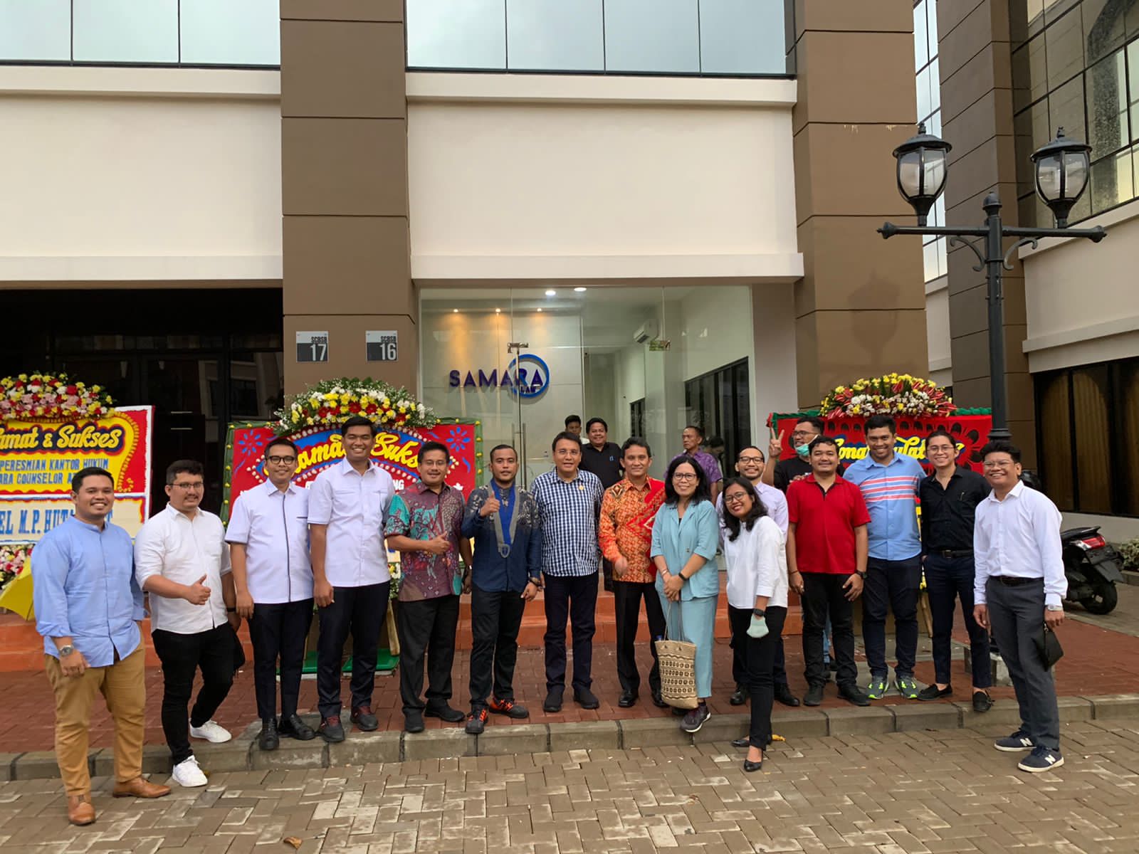  Peserta diskusi peranan Komisi Kejaksaan (Komjak) Republik Indonesia dalam menjaga Kepercayaan Publik Terhadap Institusi Kejaksaan, sekalig