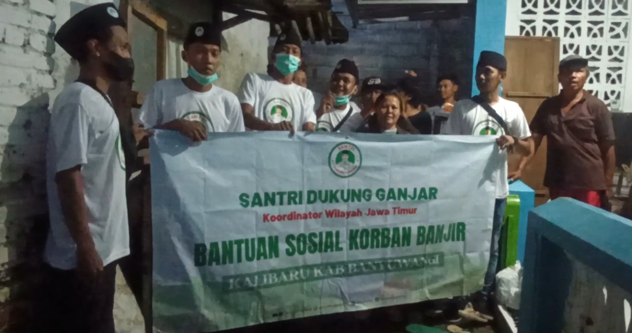 Relawan SDG Distribusikan Sembako ke Warga Terdampak Banjir di Banyuwangi