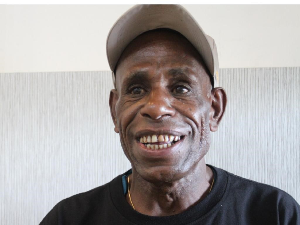 Dugaan Korupsi Lukas, Tokoh Warga Genyem: KPK Banyak Mengalah 