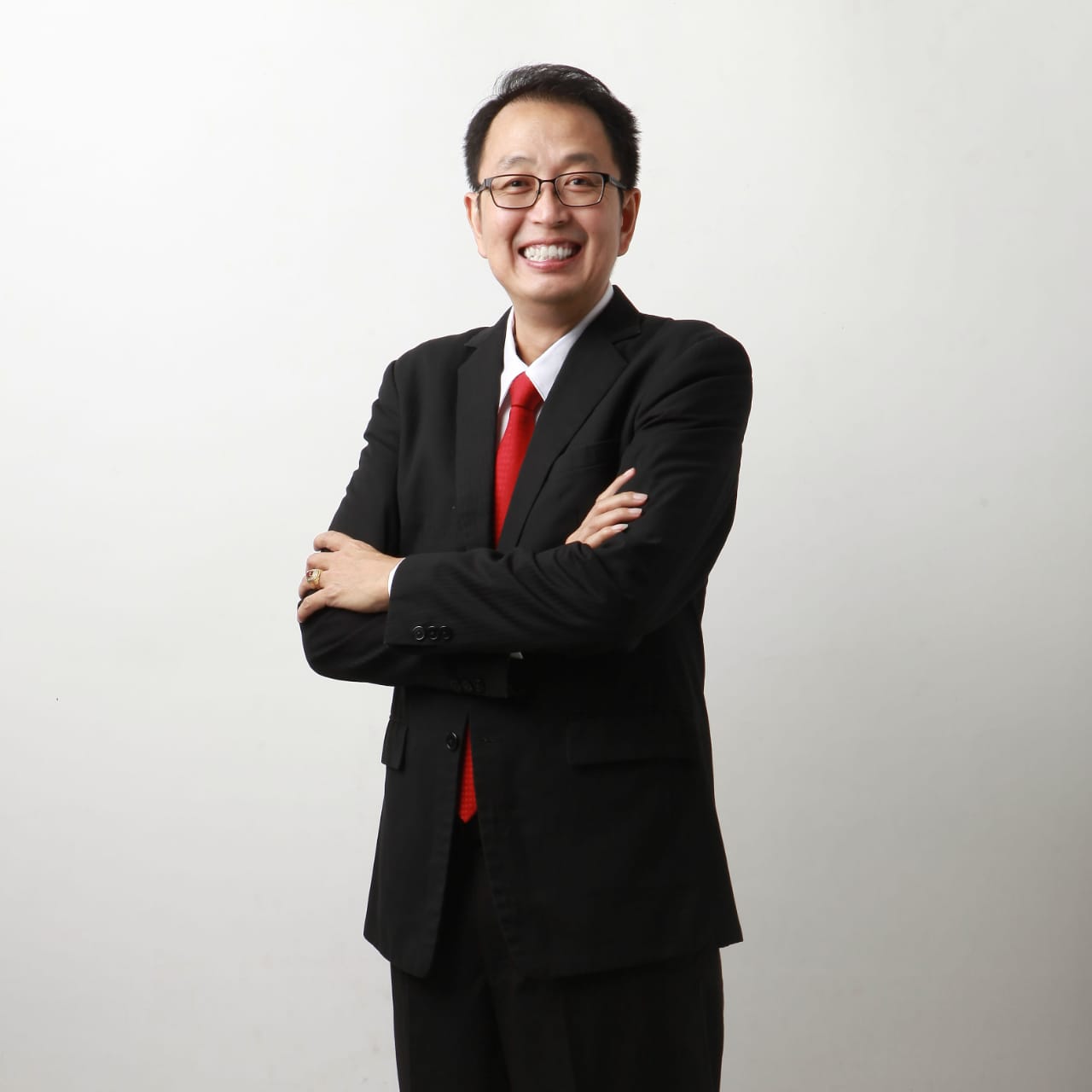 Pemilik Einstein Medical Tung Desem Waringin