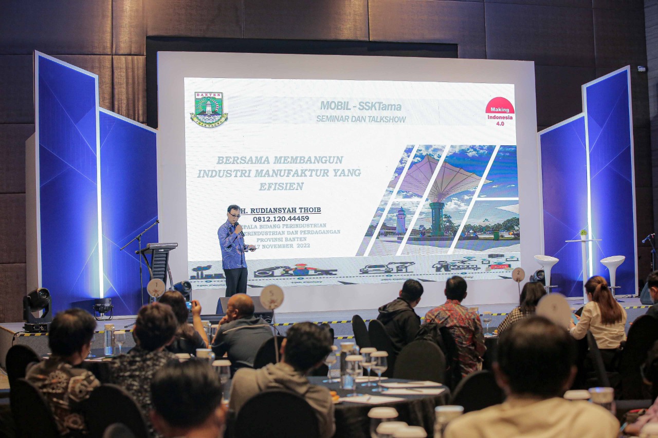 seminar yang bertajuk “Bersama Membangun Industri Manufaktur yang Efisien