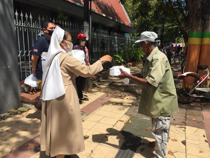 Ilustrasi bentuk komitmen wujud dari persatuan dan kesatuan