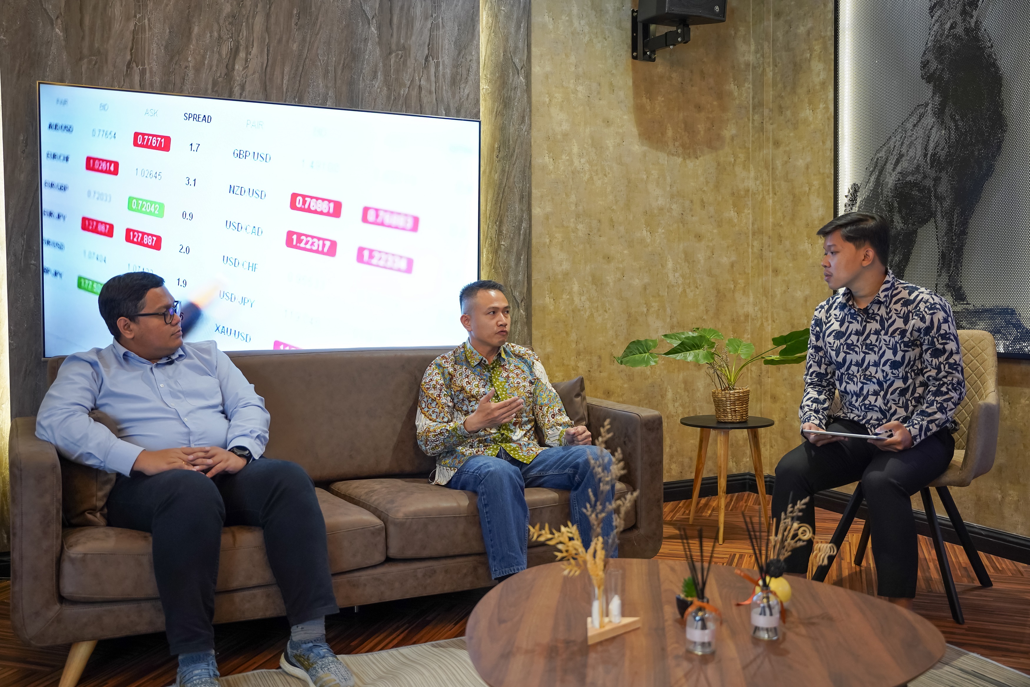 Diskusi Efek Ekonomi G20 di  Indonesia: Melihat Opportunity Investasi