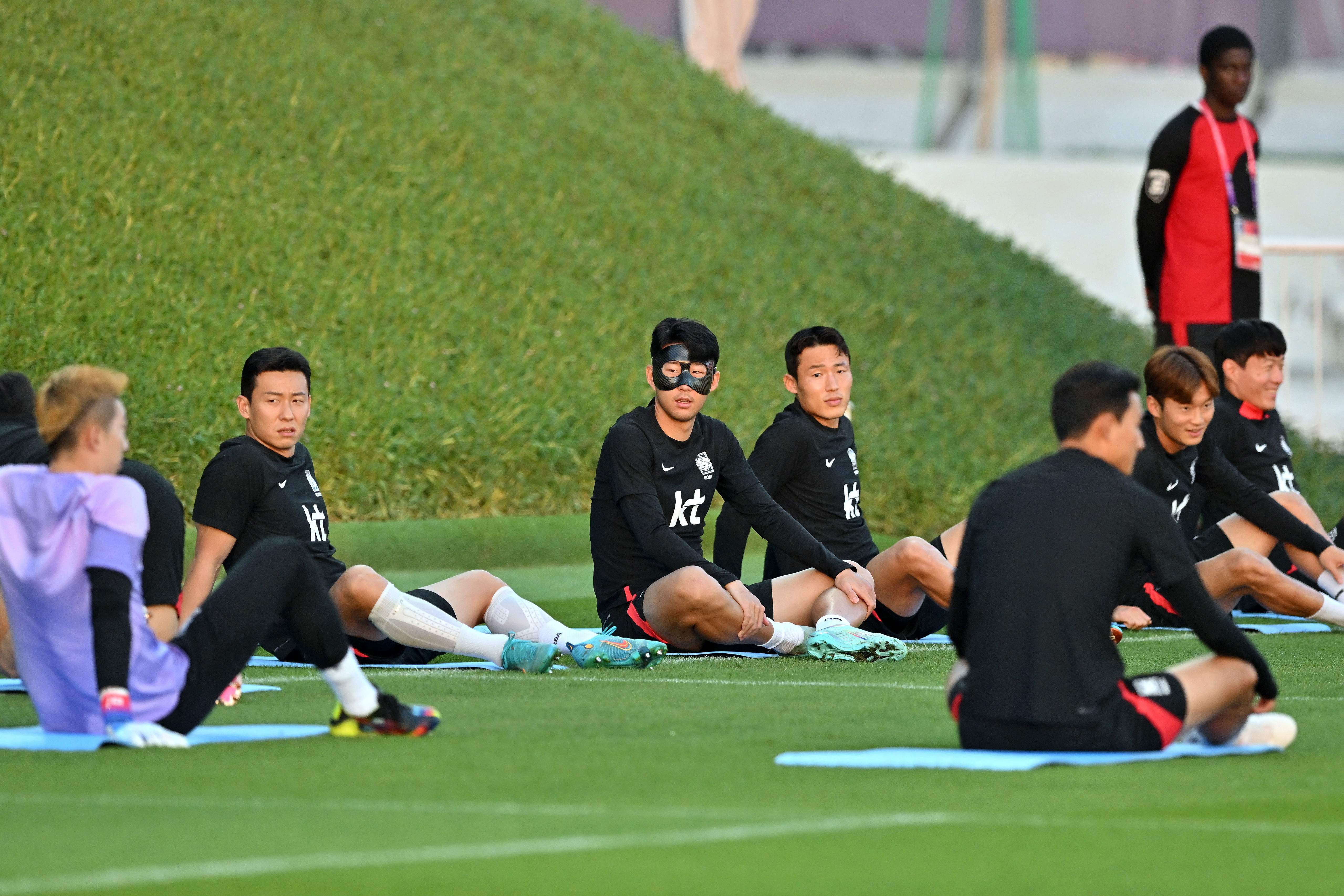 Pemain timnas Korea Selatan saat menjalani sesi latihan jelang laga Piala Dunia 2022.