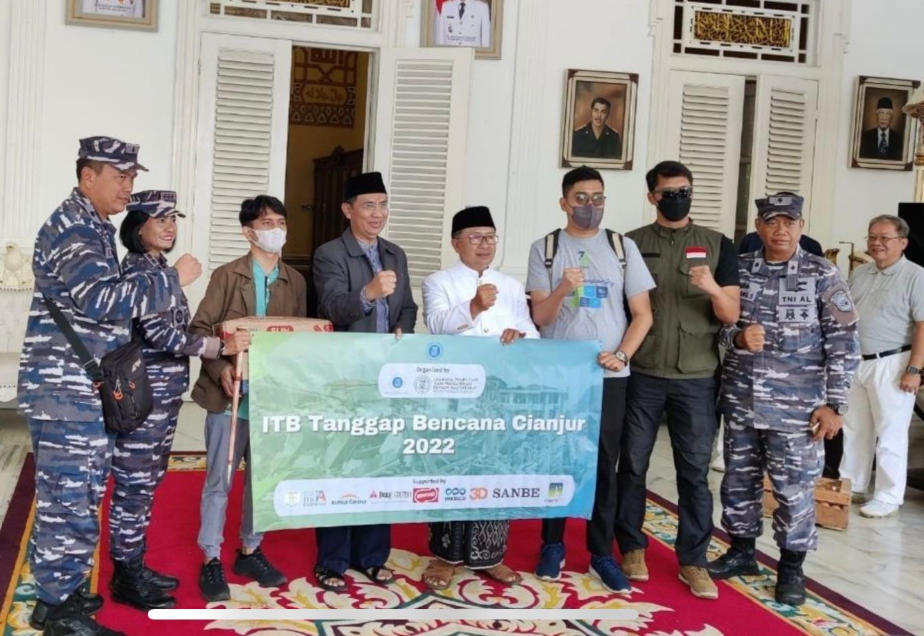 Aksi ITB Tanggap Bencana Cianjur itu berupa kegiatan penyaluran logistik, bantuan kesehatan, dan kegiatan pendampingan psikososial.