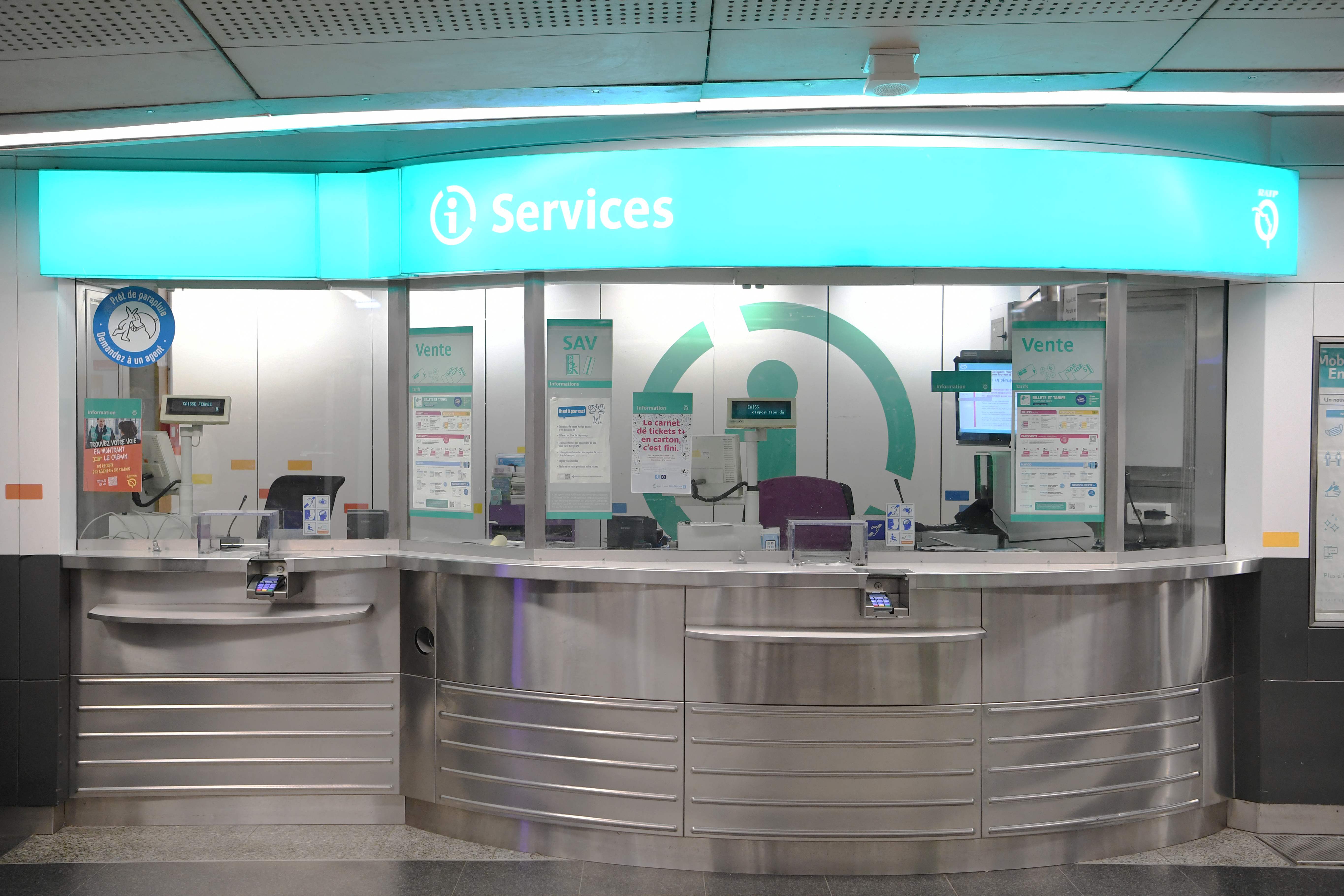 Layanan kereta komuter di Prancis tak beroperasi