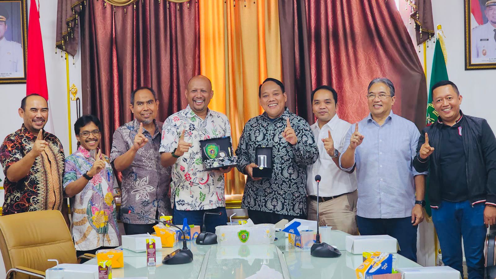 Kunjungan direksi PT KSP ke Penajam Passer Utara untuk pembangunan kawasan industri pendukung IKN