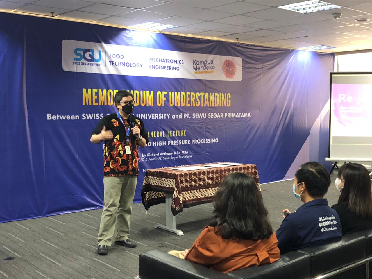 SGU dan Re.juve juga melaksanakan penandatanganan MoU untuk untuk kerja sama tridharma universitas.