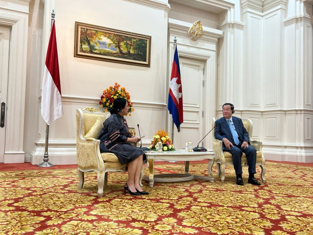 Ketua DPR RI Puan Maharani saat bertemu dengan Perdana Menteri Kamboja Hun Sen. 