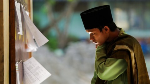 Film Peantren karya  Shalahuddin Siregar.