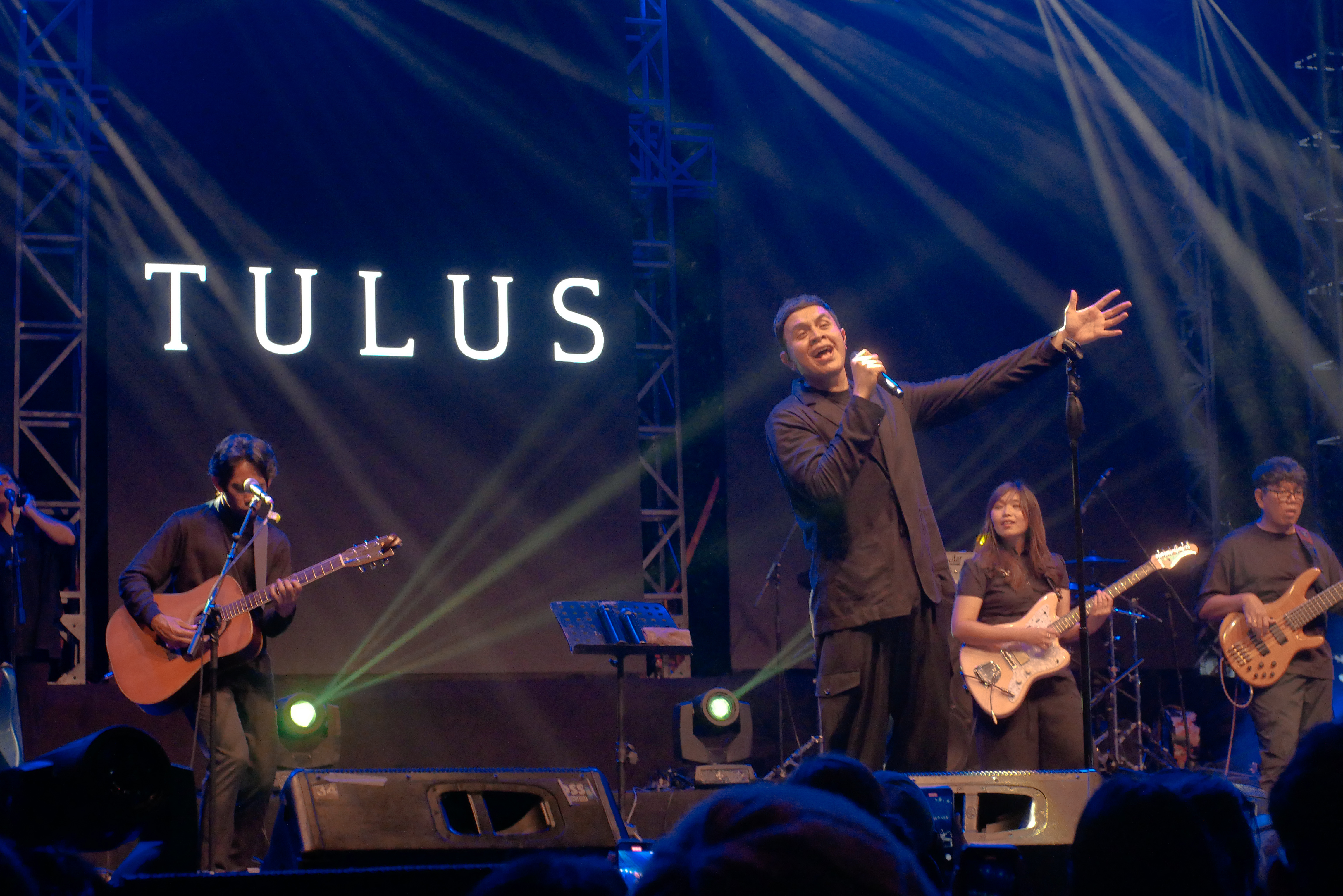 Penampilan solois Tulus di Jazz Goes to Campus