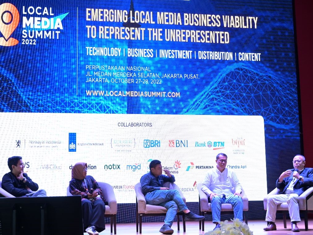 Melihat tantangan yang ada, media lokal memerlukan kesempatan untuk memperkenalkan berbagai produk dan layanannya pada berbagai kalangan.