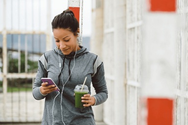 Untuk melakukan diet selain mengonsumsi minuman berserat juga melakukan gaya hidup sehat dengan berolahraga. 