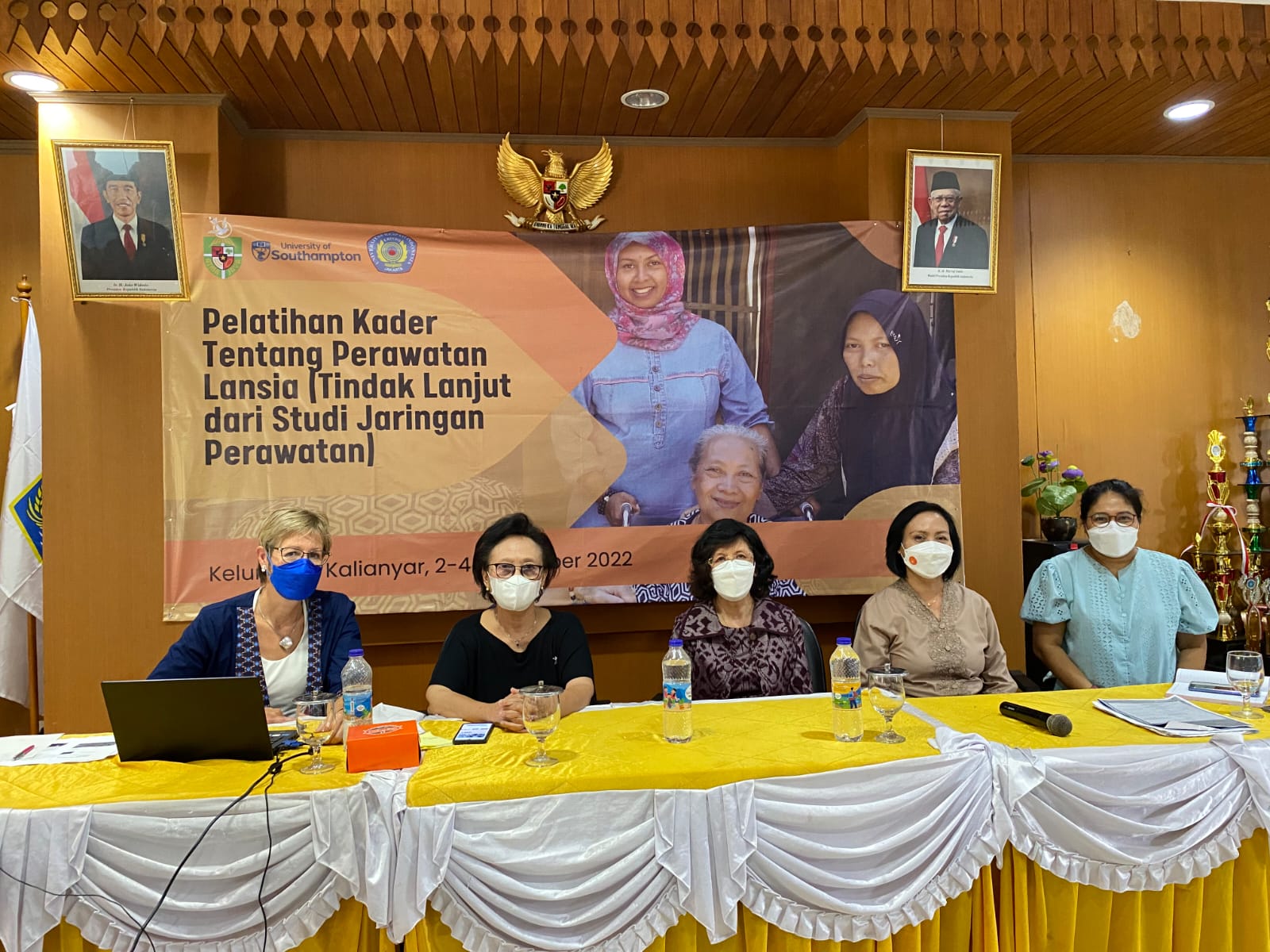 Kolaborasi Unika Atma Jaya- Urindo, dan University of Southampton dalam pelatihan perawatan lansia