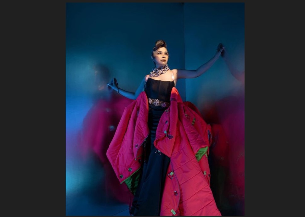 Penyanyi Ruth Sahanaya