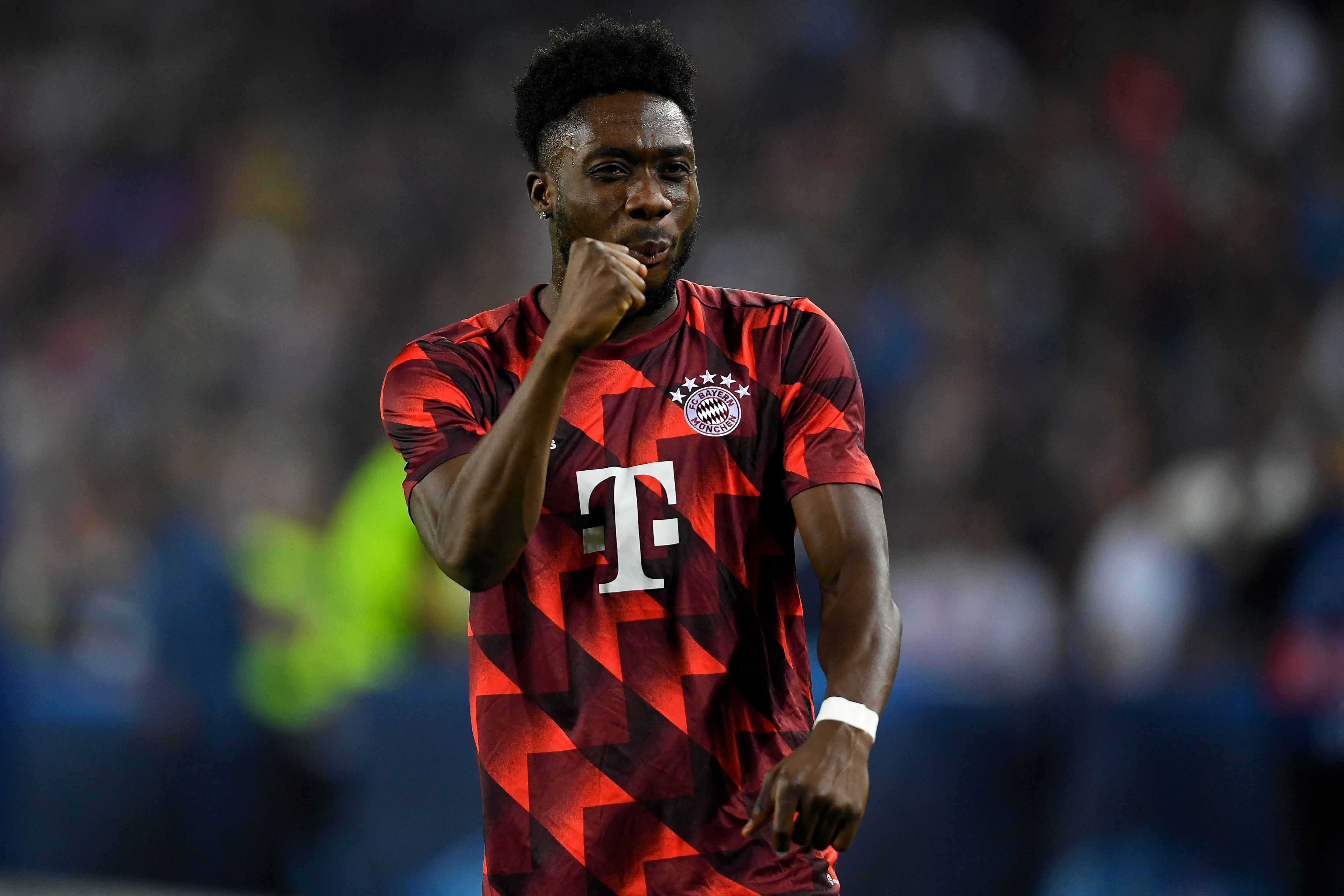 Gelandang Bayern Muenchen Alphonso Davies