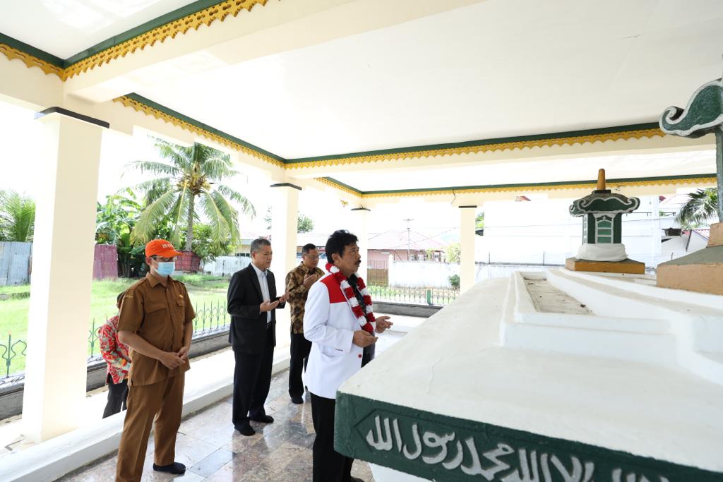 Kepala BPIP Yudian Wahyudi berziarah ke makam Sultan Iskandar Muda