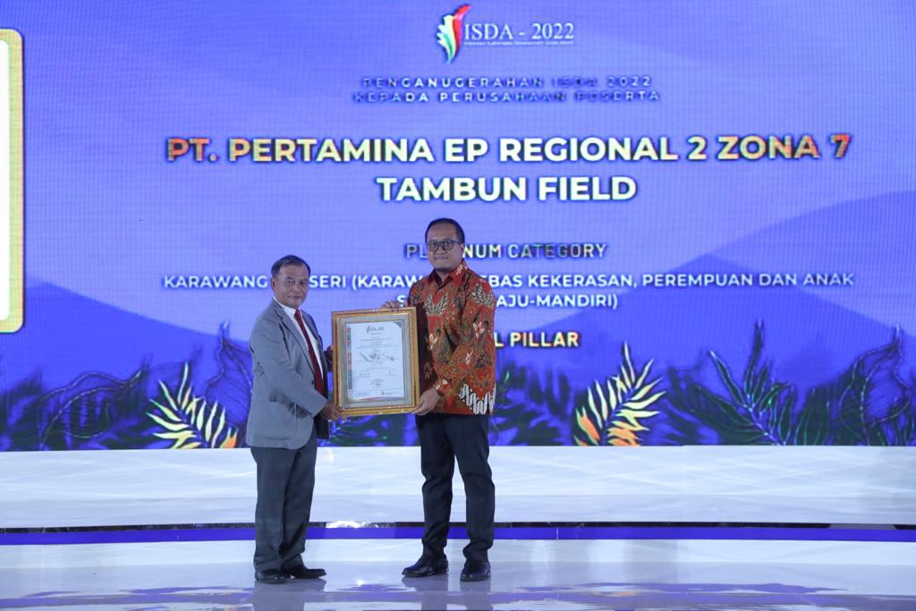 Pemberian penghargaan untuk PT Pertamina EP.