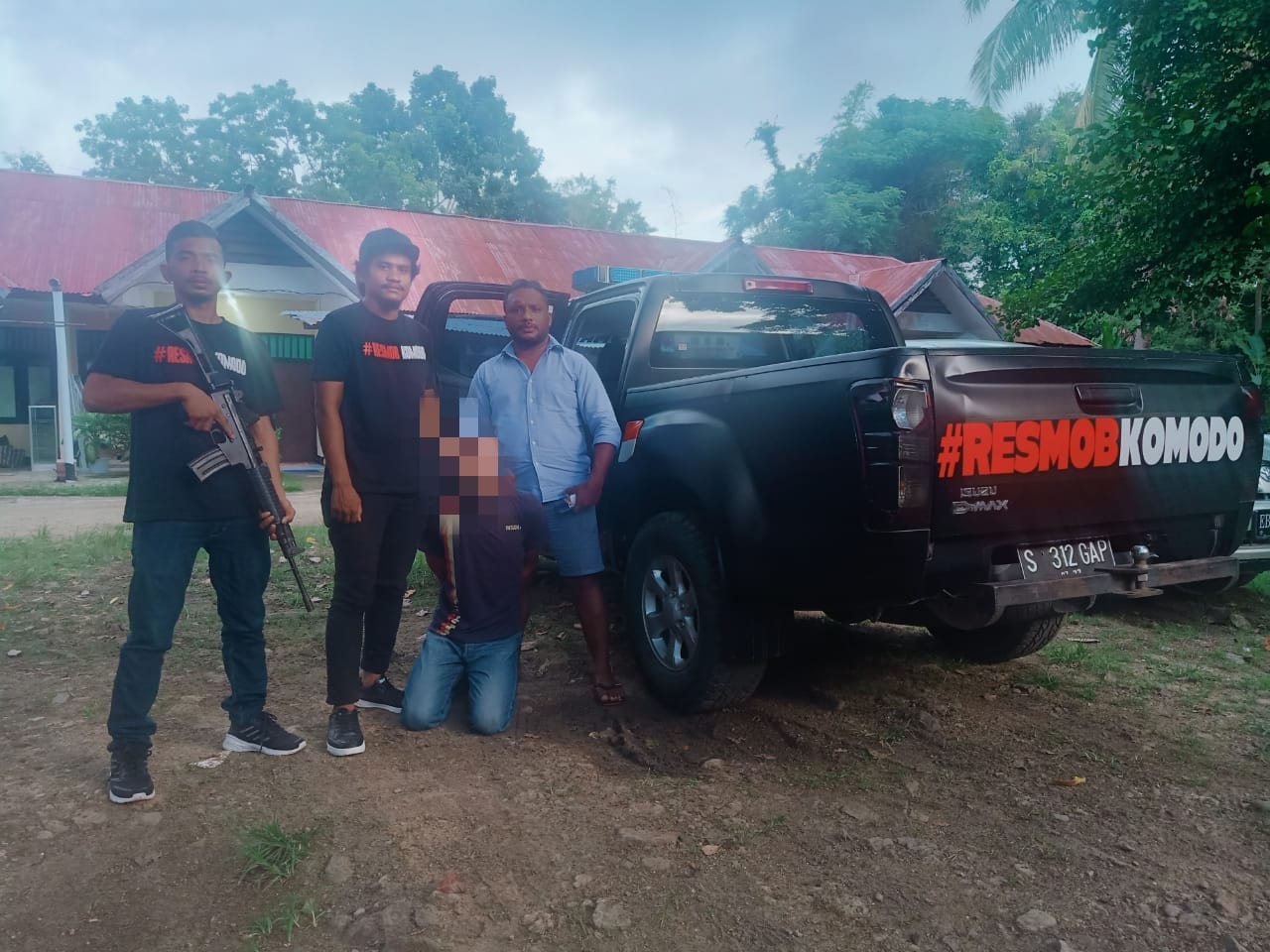 Polres Manggarai Barat (Mabar), NTT menangkap ayah pelaku pencabulan terhadap tiga anak kandungnya, Senin (21/11)