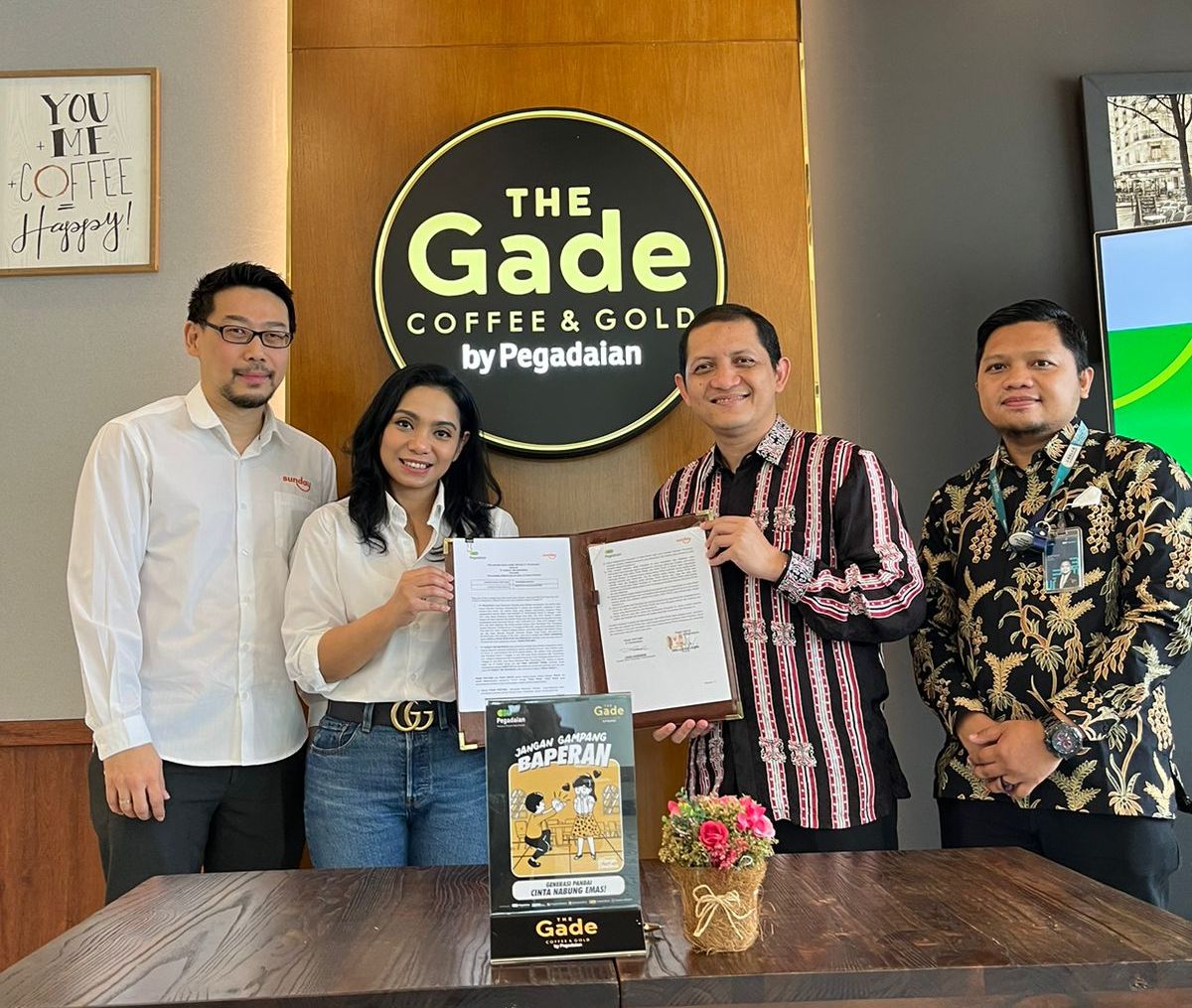 Acara penandatangan nota kesepahaman kerja sama antara PT Pegadaian dan PT Sunday Ins Indonesia di Jakarta. 