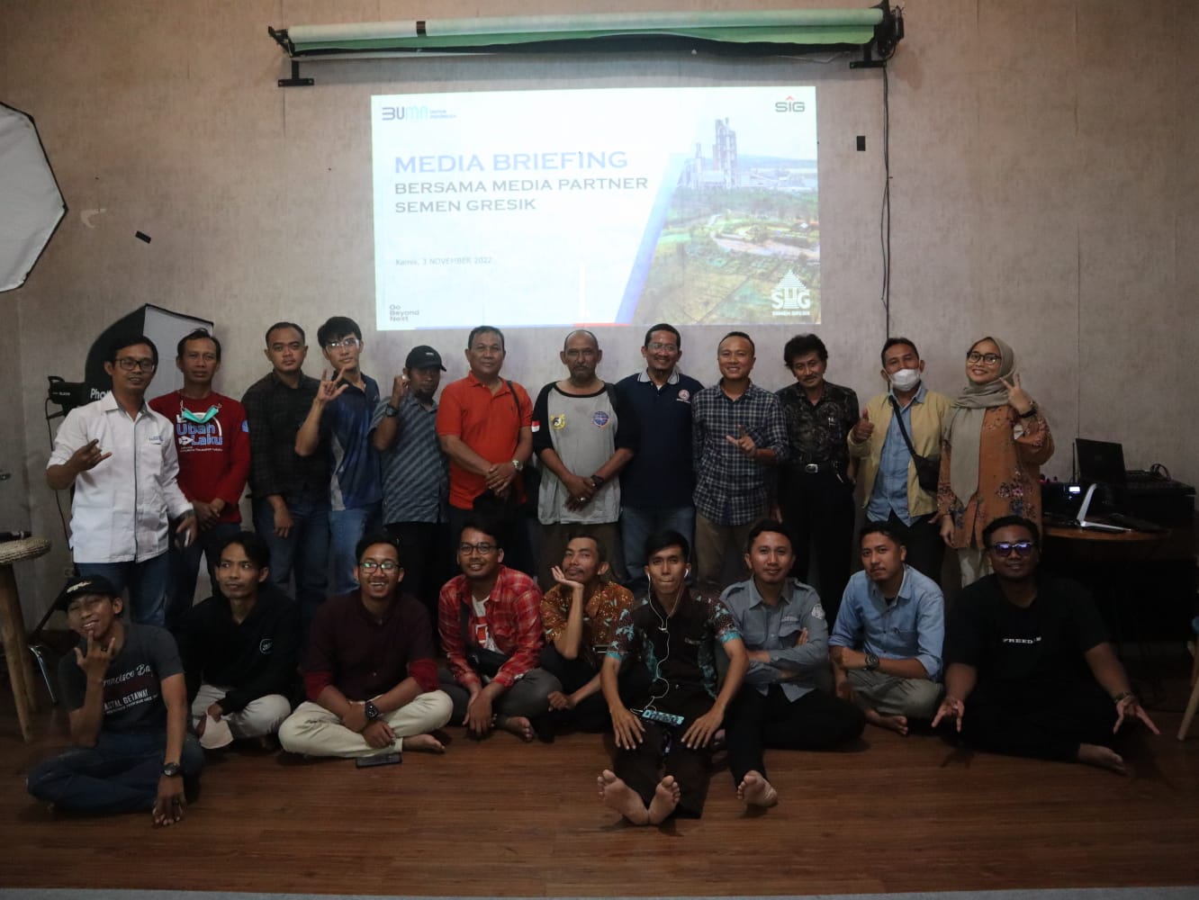 PT Semen Gresik (PTSG) menggelar kegiatan media meet up bersama jurnalis se-Kabupaten Rembang yang bertempat di Rumah BUMN Rembang, Kamis (3