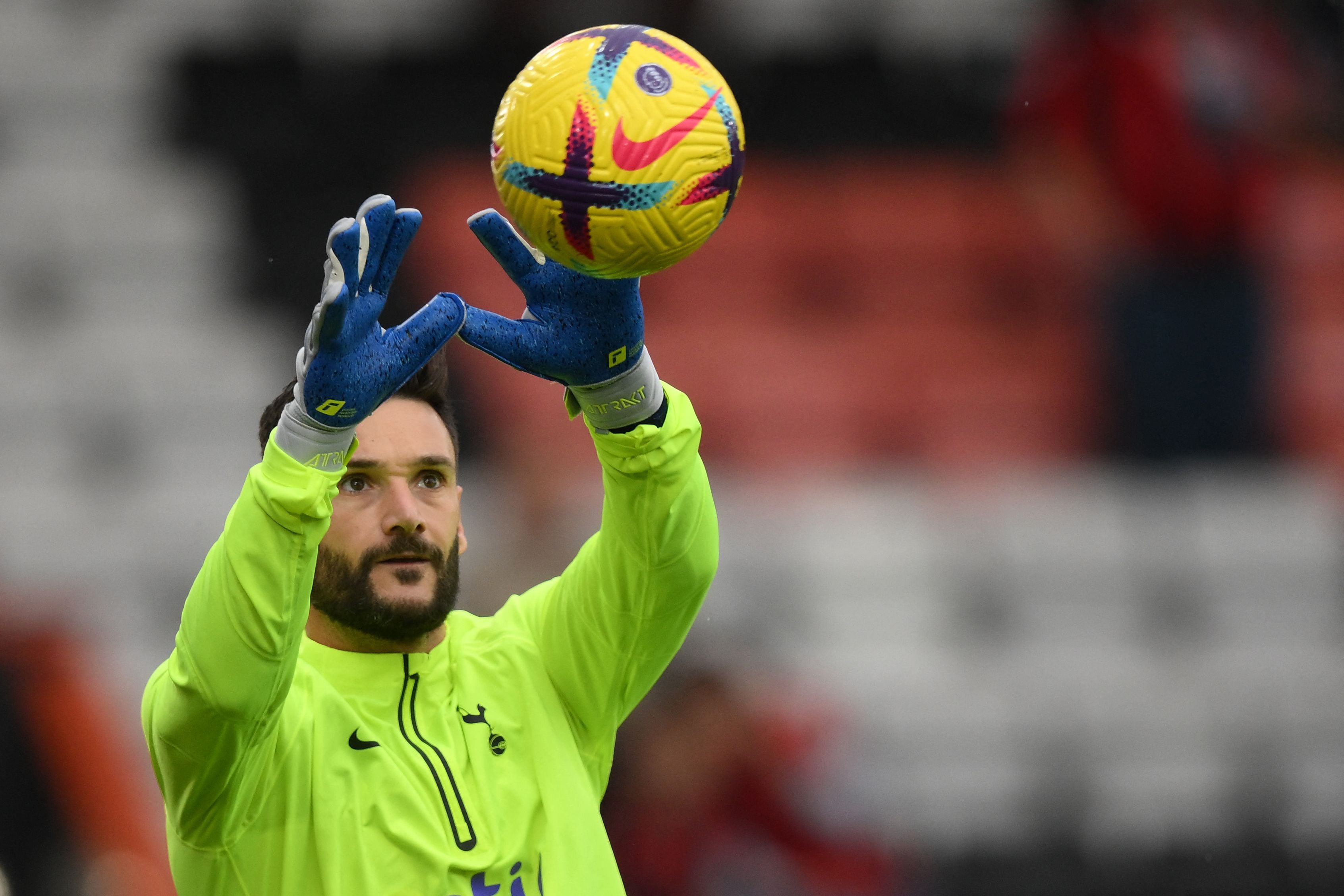 Penjaga gawang Tottenham Hotspur Hugo Lloris