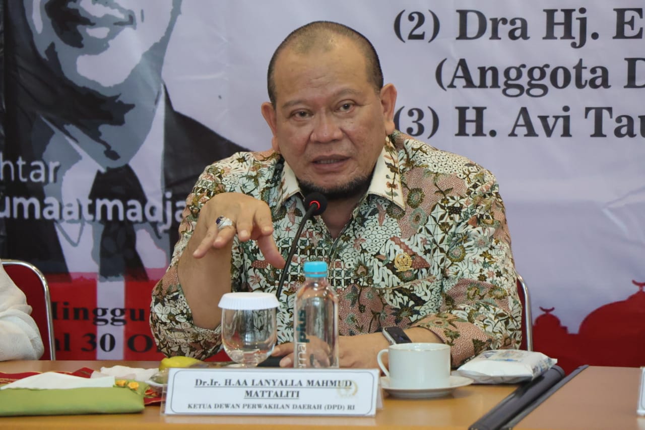 Senator asal Jawa Timur yang menjabat Ketua DPD RI AA LaNyalla Mahmud Mattalitti